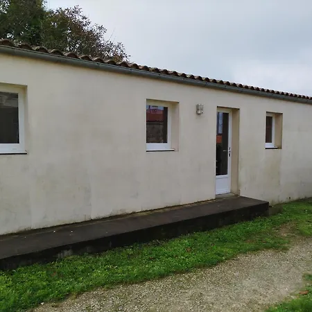Petite Maison Dans Propriete Au Calme *